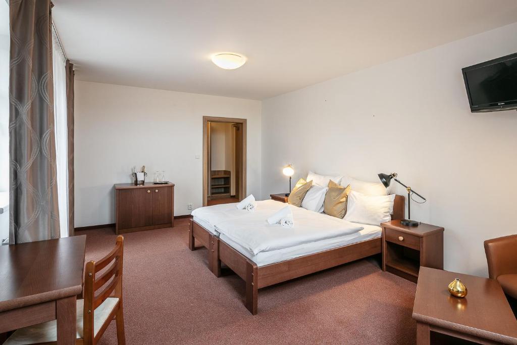 Pytloun Wellness Hotel Hasistejn Misto Экстерьер фото