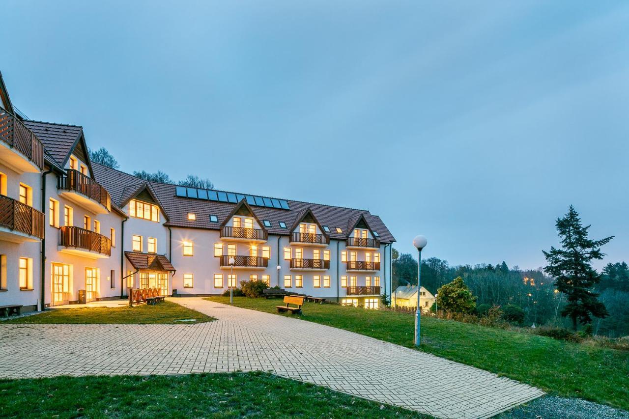 Pytloun Wellness Hotel Hasistejn Misto Экстерьер фото